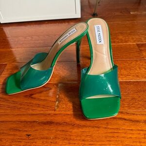 Steve Madden Green PVC mule heel